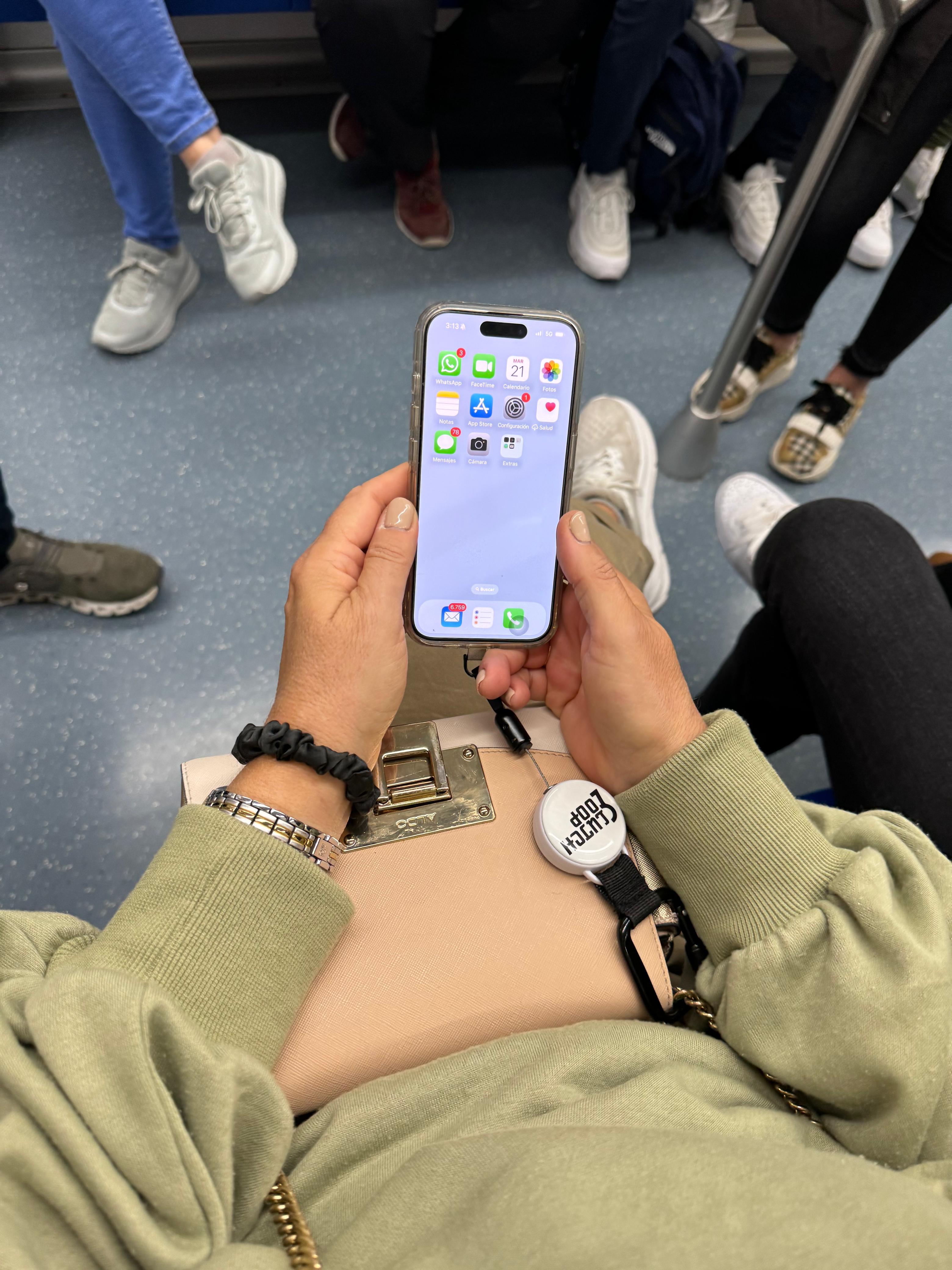 The Best Phone Tether to Stop Pickpockets in Europe – ClutchLoop