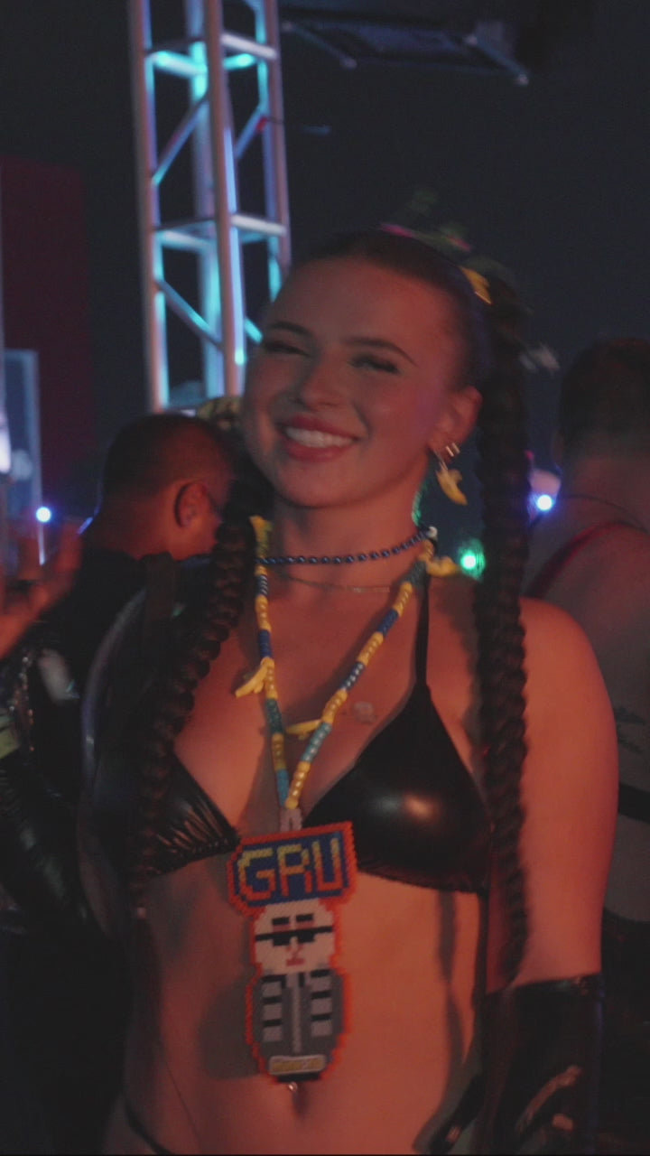 Cargar video: